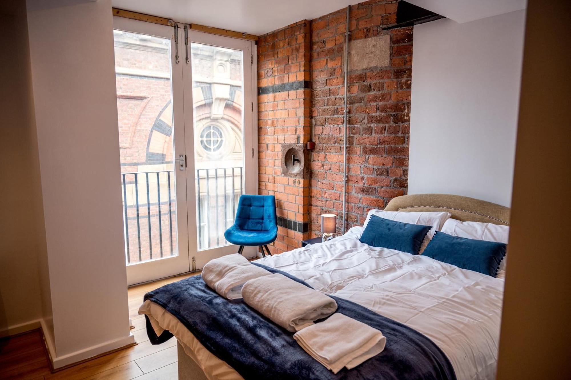 ליברפול Cavern Quarters, Beautiful Two Bedroom City Centre Apartment By Garudy Serviced Apartments And Short Lets - Perfect For Longer Stays מראה חיצוני תמונה