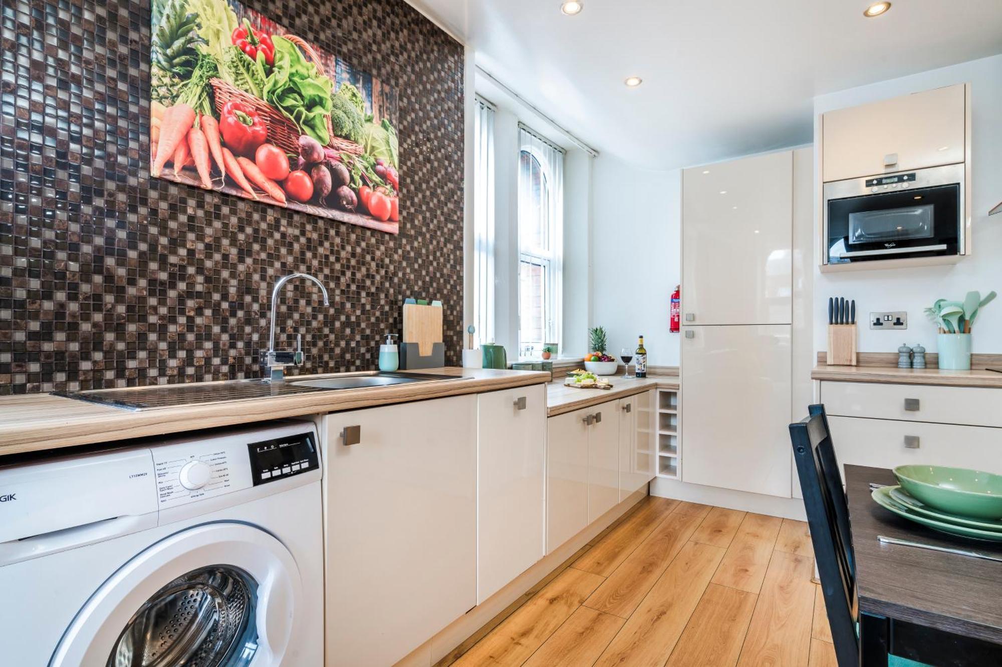 ליברפול Cavern Quarters, Beautiful Two Bedroom City Centre Apartment By Garudy Serviced Apartments And Short Lets - Perfect For Longer Stays מראה חיצוני תמונה