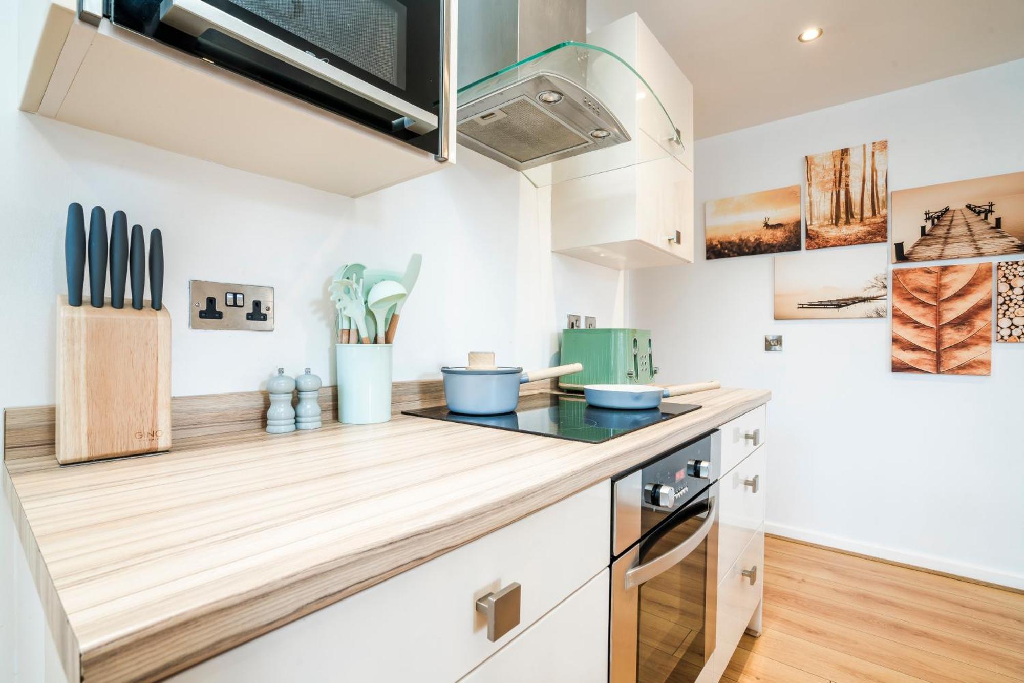 ליברפול Cavern Quarters, Beautiful Two Bedroom City Centre Apartment By Garudy Serviced Apartments And Short Lets - Perfect For Longer Stays מראה חיצוני תמונה