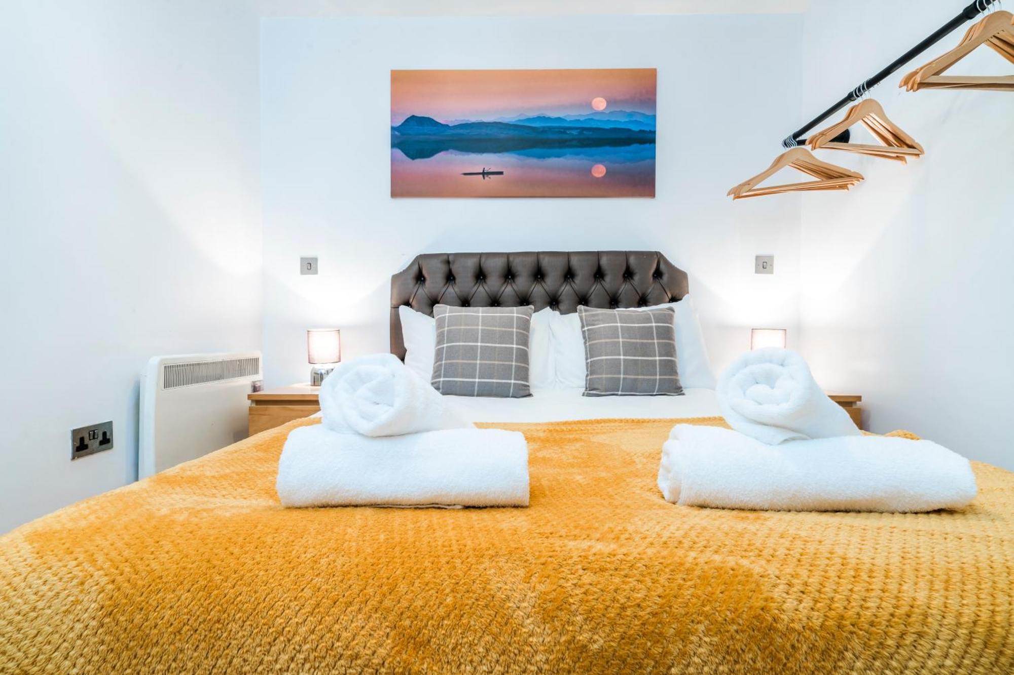 ליברפול Cavern Quarters, Beautiful Two Bedroom City Centre Apartment By Garudy Serviced Apartments And Short Lets - Perfect For Longer Stays מראה חיצוני תמונה